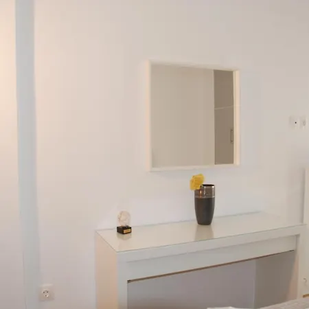 Filopappou Flat Apartment